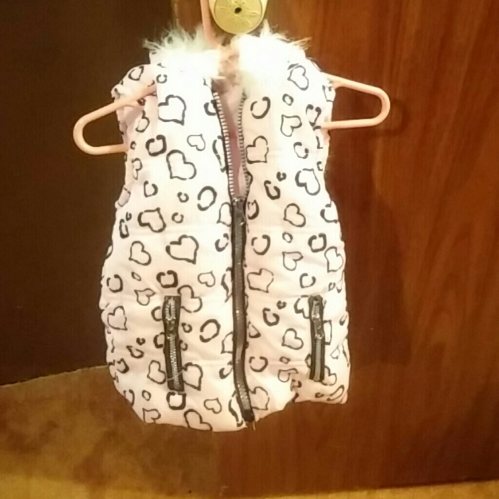 3t girls pink and black vest